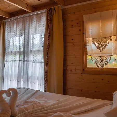 Ipek Bungalov Camyuva * Αττάλεια